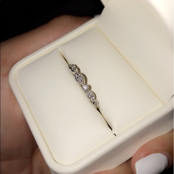 Engagement Ring Wedding Band Set